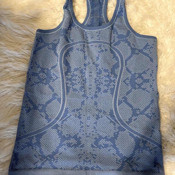 Lululemon Women's Cool Racerback Tank Top - Picture 2 of 6